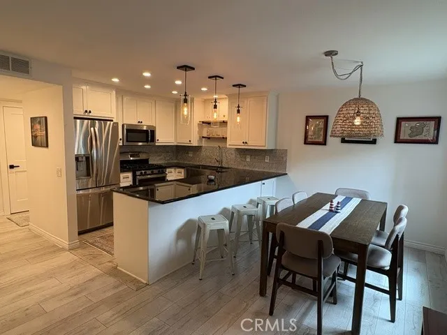 214 Via Robina #4 San Clemente, CA 92672
