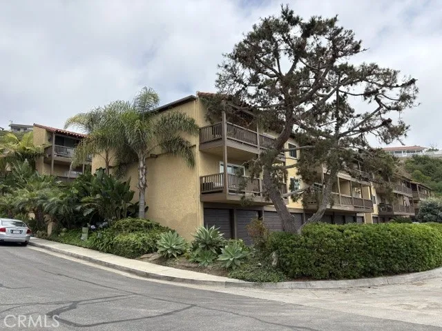 214 Via Robina #4 San Clemente, CA 92672