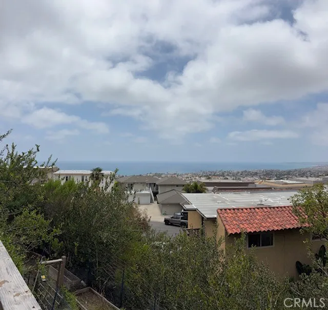 214 Via Robina #4 San Clemente, CA 92672