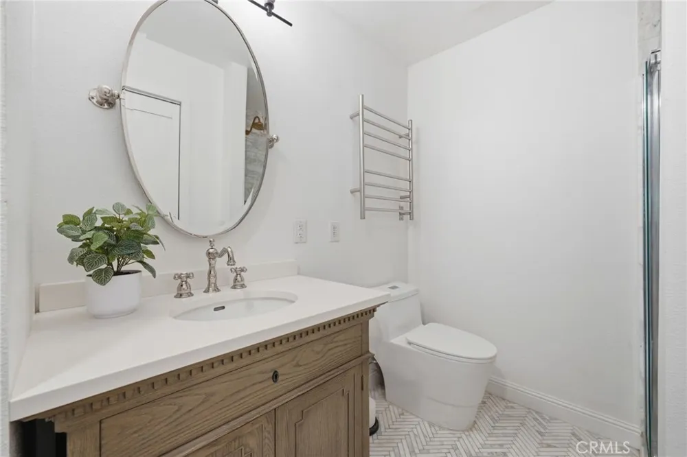 214 Via Robina #4 San Clemente, CA 92672