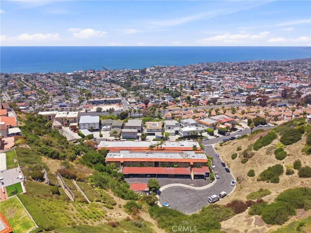 214 Via Robina #4 San Clemente, CA 92672