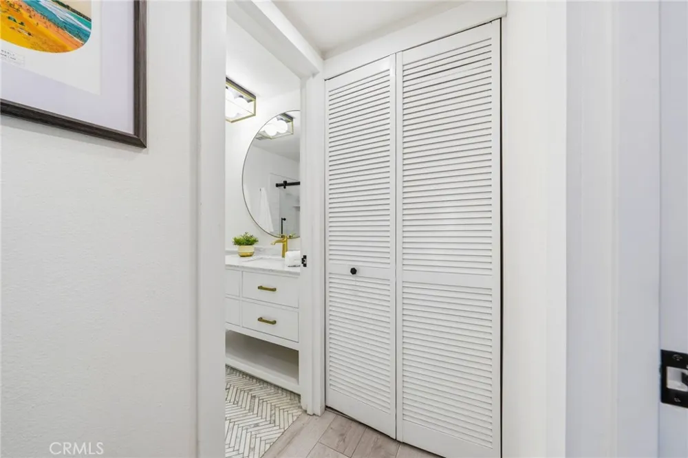 214 Via Robina #4 San Clemente, CA 92672