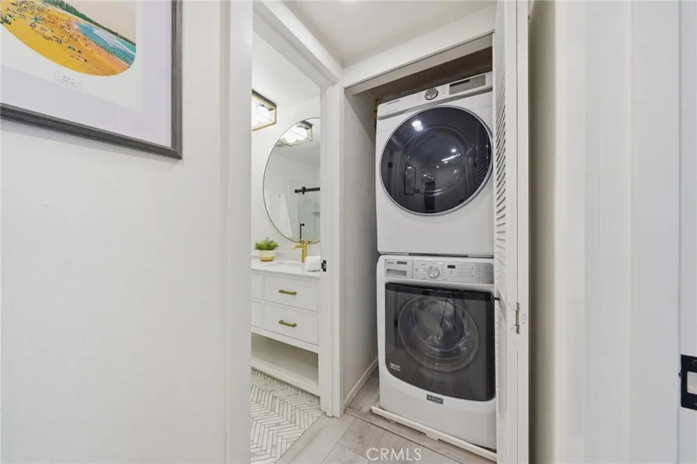 214 Via Robina #4 San Clemente, CA 92672