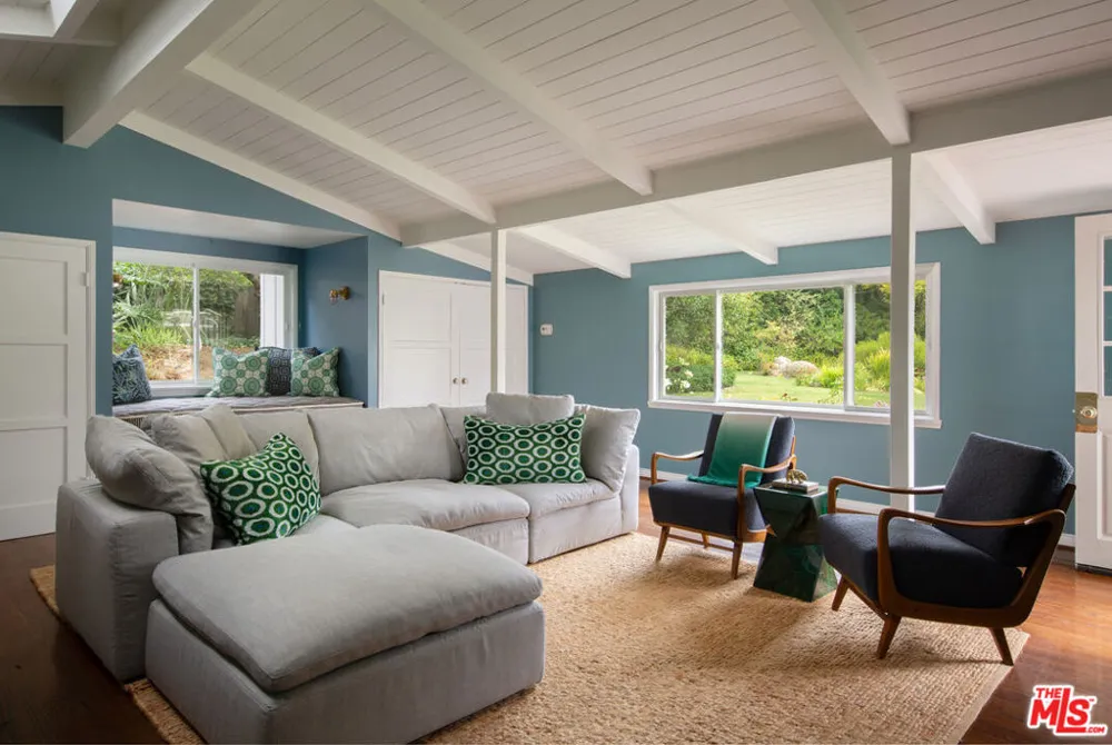 279 Santa Rosa Lane Montecito, CA 93108