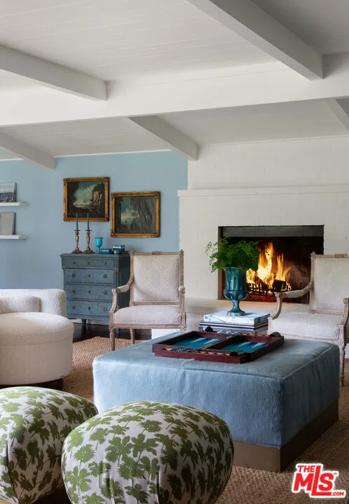 279 Santa Rosa Lane Montecito, CA 93108