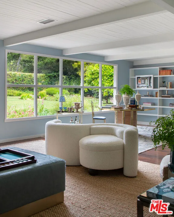 279 Santa Rosa Lane Montecito, CA 93108