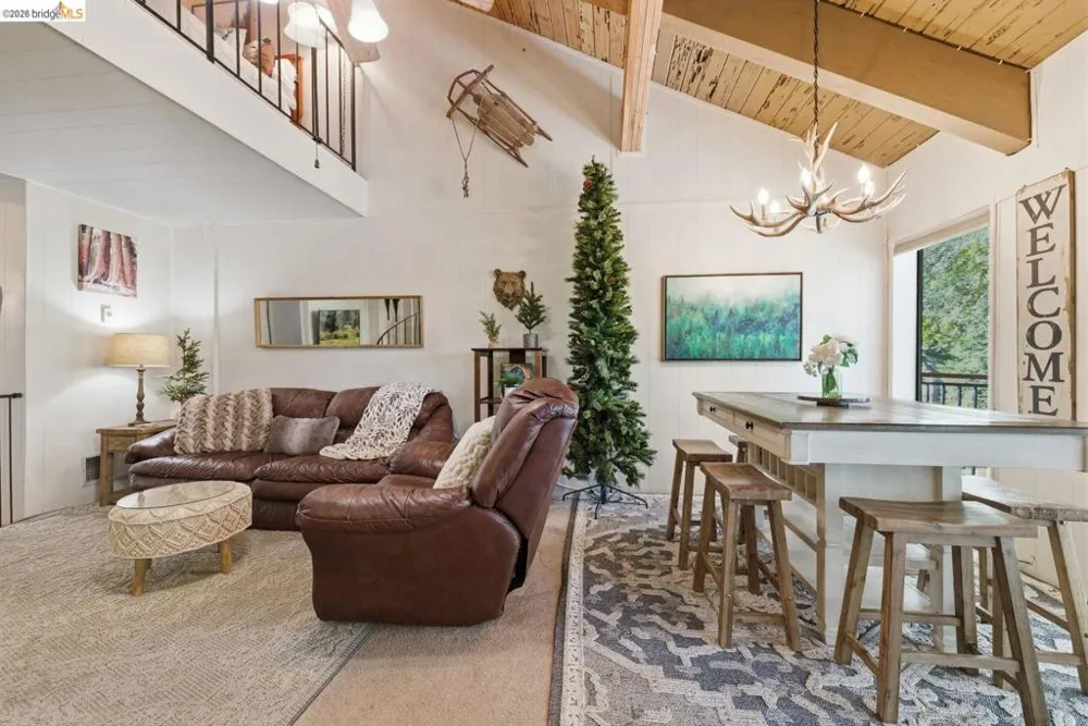 33840 Upper Leland RD ## 25A Strawberry, CA 95364
