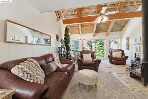33840 Upper Leland RD ## 25A