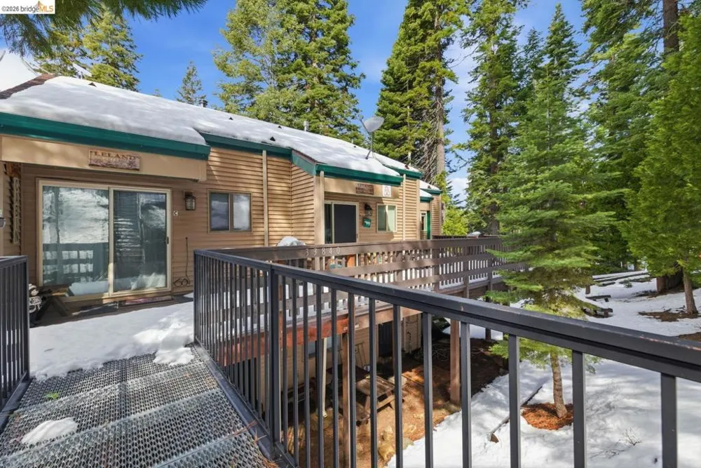 33840 Upper Leland RD ## 25A Strawberry, CA 95364