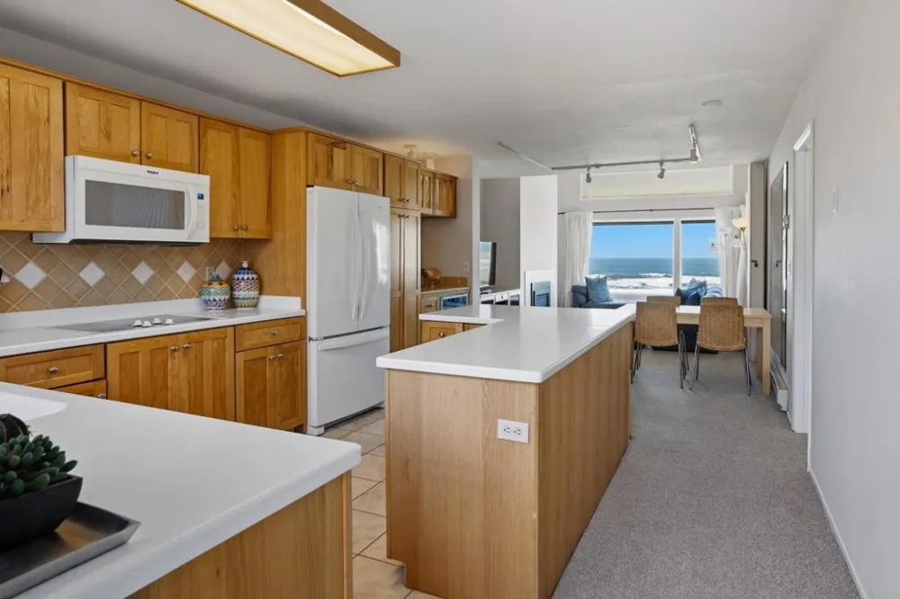 101 Shell Drive #304 Watsonville, CA 95076
