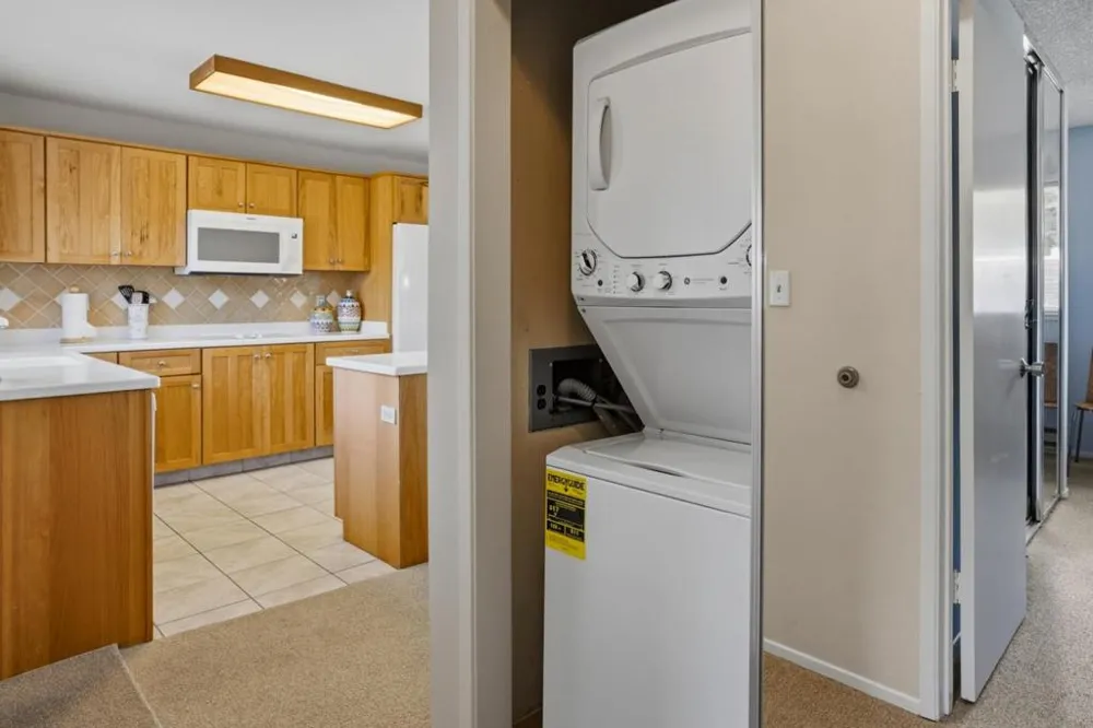101 Shell Drive #304 Watsonville, CA 95076