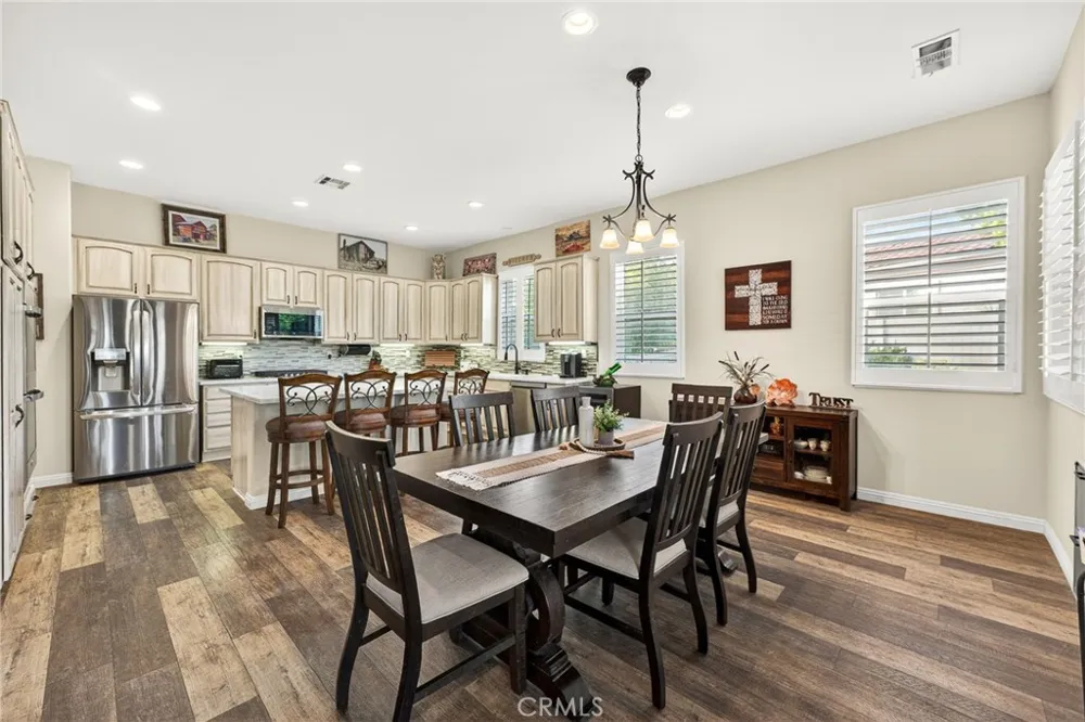1710 Reyes Beaumont, CA 92223