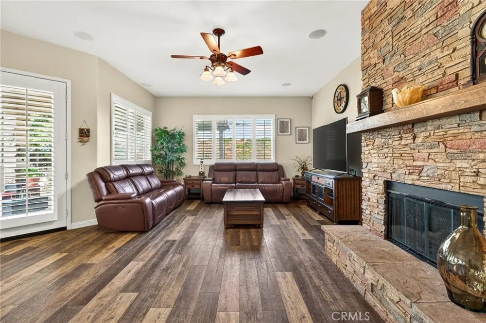 1710 Reyes Beaumont, CA 92223