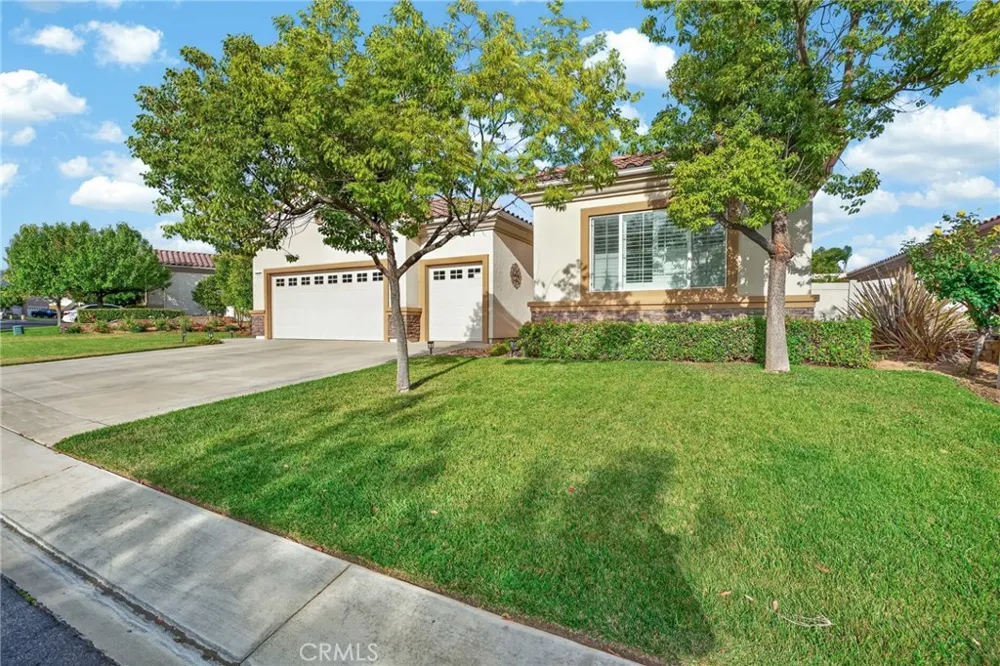 1710 Reyes Beaumont, CA 92223