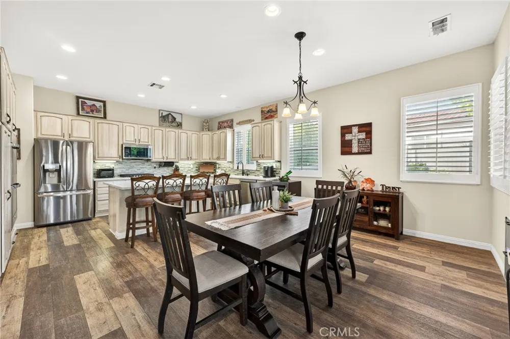 1710 Reyes Beaumont, CA 92223