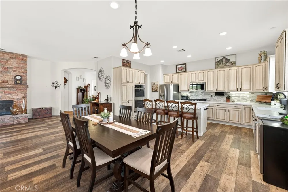 1710 Reyes Beaumont, CA 92223