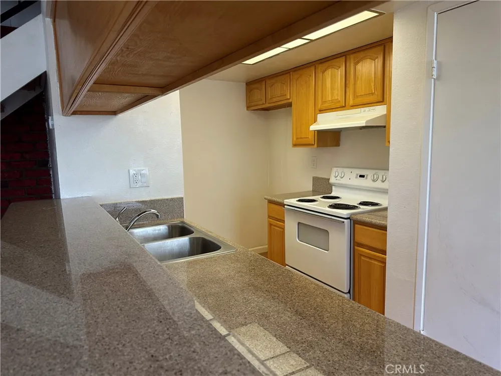 18101 Via Amorosa #2 Rowland Heights, CA 91748