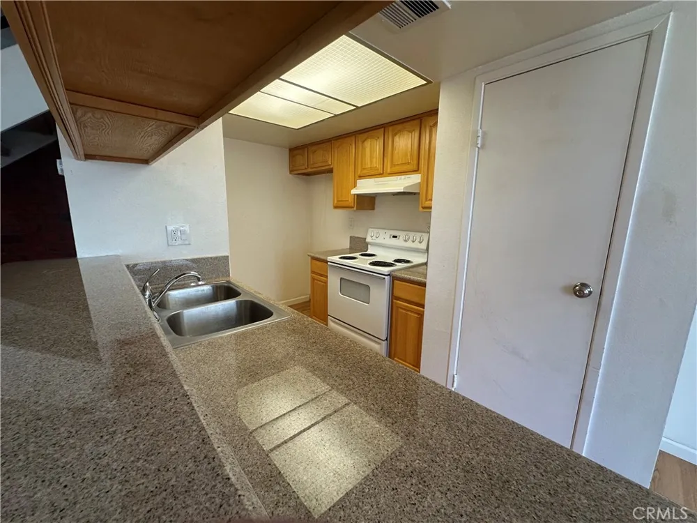 18101 Via Amorosa #2 Rowland Heights, CA 91748