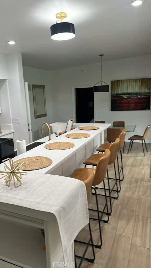 44725 Dakota Indian Wells, CA 92210