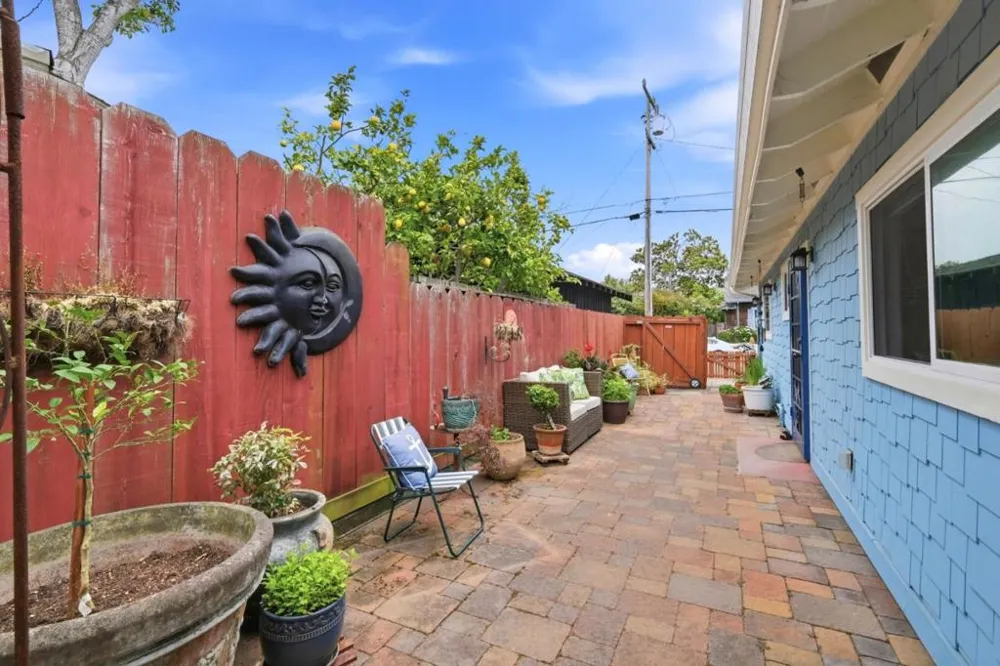 212 3rd Avenue Santa Cruz, CA 95062