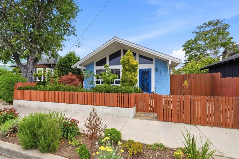 212 3rd Avenue Santa Cruz, CA 95062