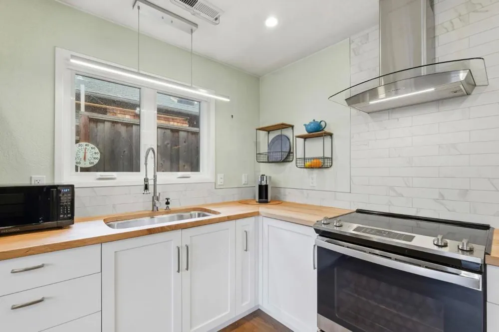 212 3rd Avenue Santa Cruz, CA 95062
