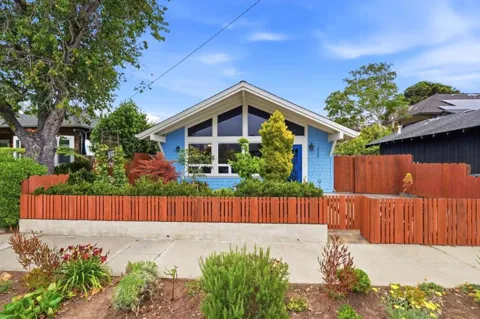 212 3rd Avenue