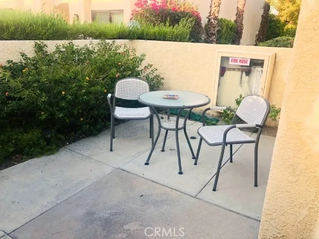 200 E Racquet Club Road #19 Palm Springs, CA 92262