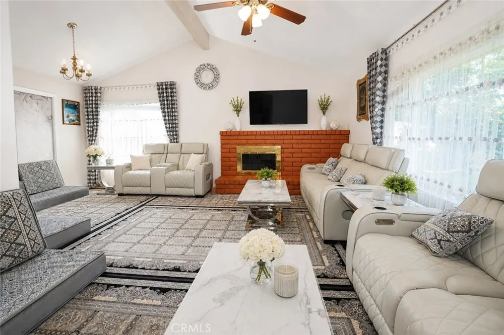 4100 Ahwahnee Court Modesto, CA 95356