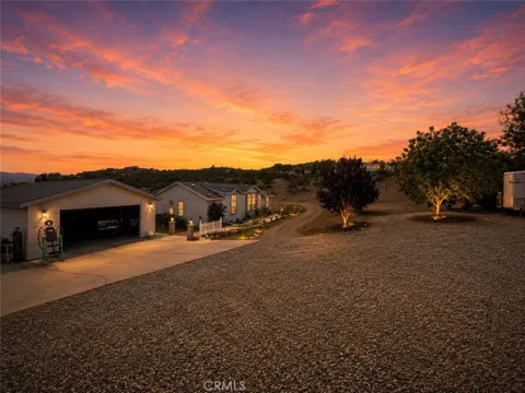 42913 rolling hills dr