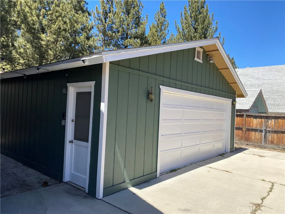 749 Elysian Boulevard Big Bear City, CA 92314