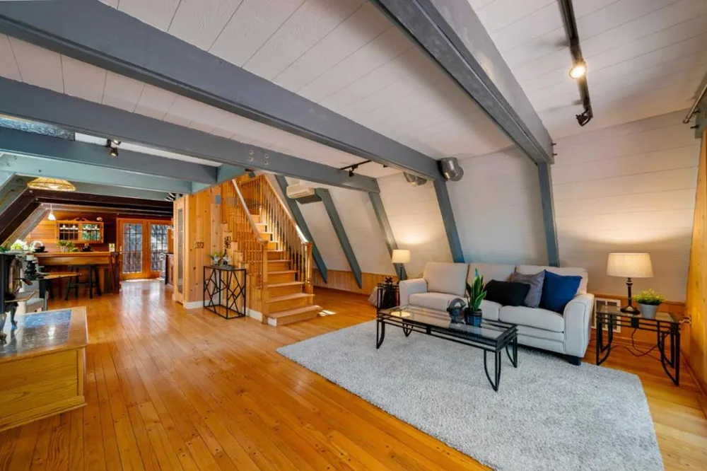 25405 Adams Road Los Gatos, CA 95033