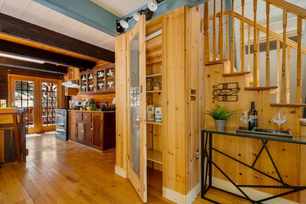 25405 Adams Road Los Gatos, CA 95033