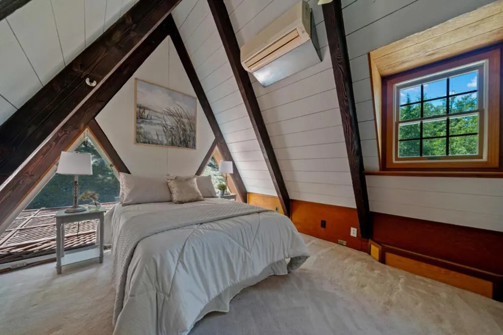 25405 Adams Road Los Gatos, CA 95033