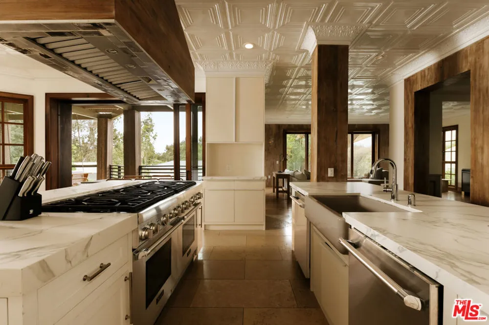 1105 Rivas Canyon Road Pacific Palisades, CA 90272