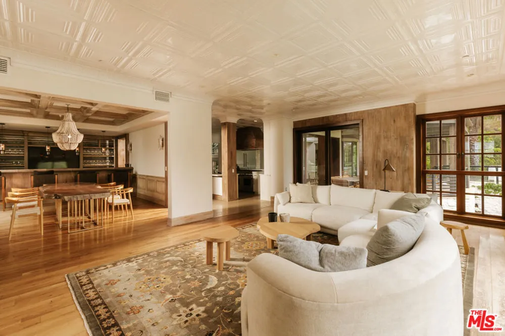 1105 Rivas Canyon Road Pacific Palisades, CA 90272