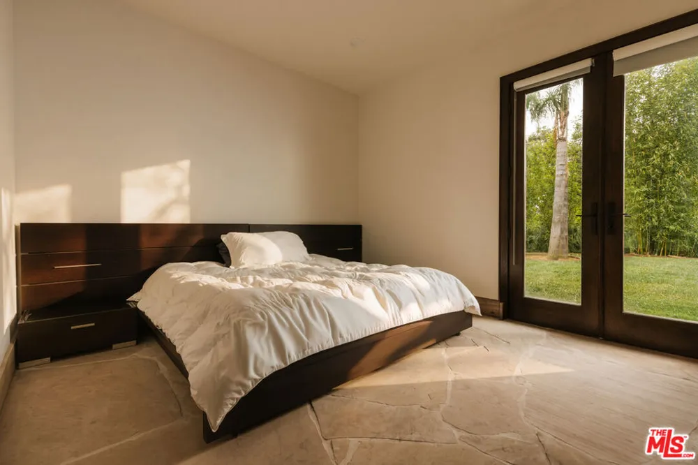 1105 Rivas Canyon Road Pacific Palisades, CA 90272