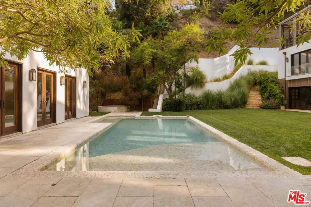 1105 Rivas Canyon Road Pacific Palisades, CA 90272
