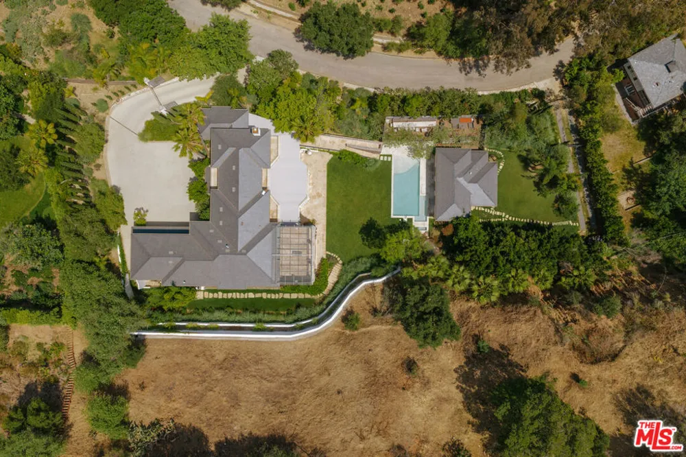 1105 Rivas Canyon Road Pacific Palisades, CA 90272