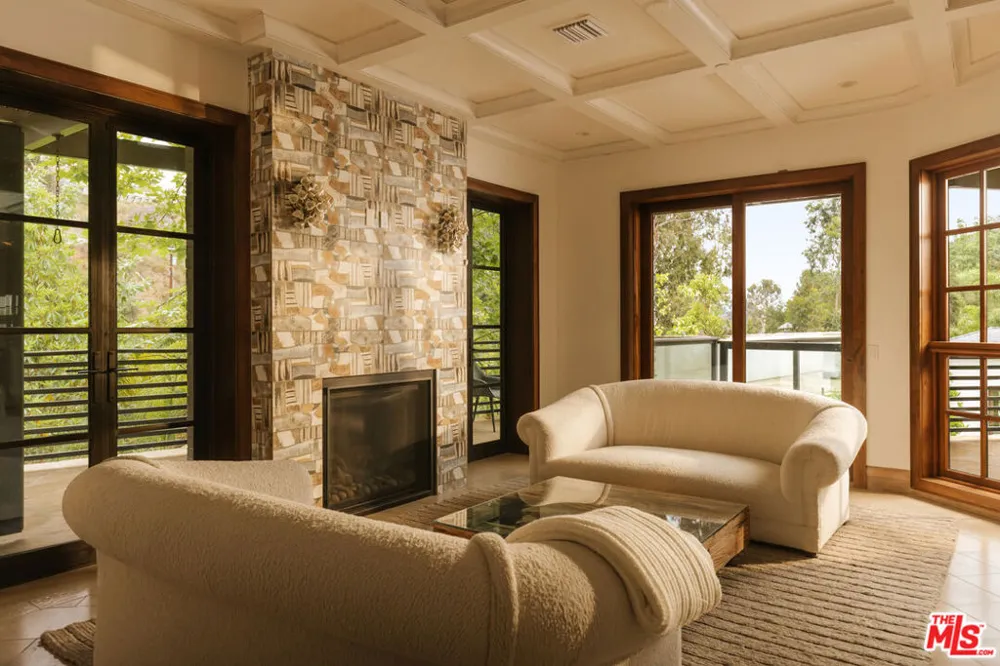 1105 Rivas Canyon Road Pacific Palisades, CA 90272