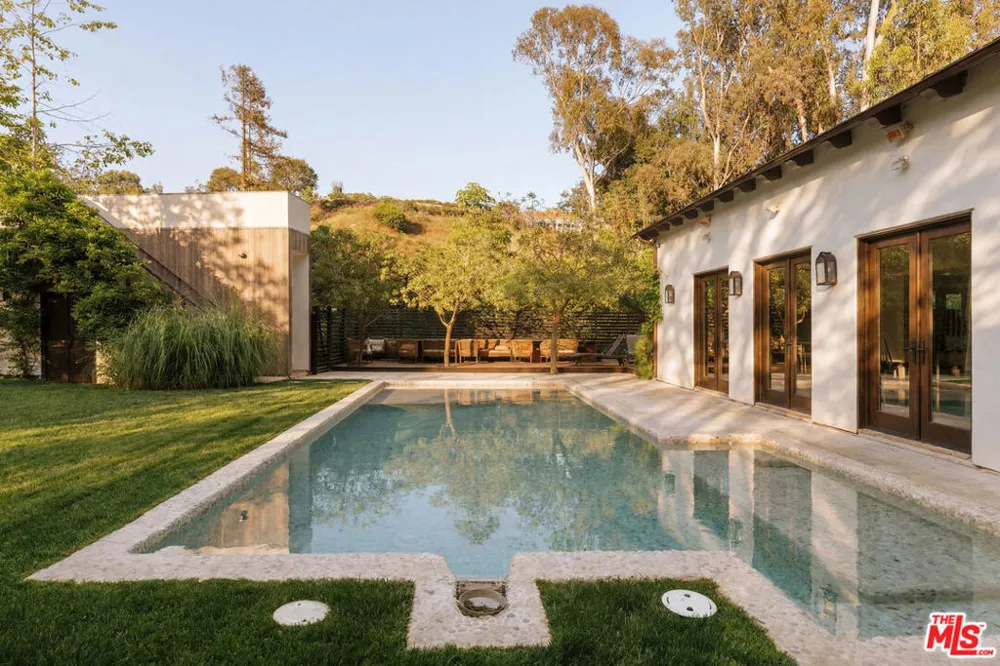 1105 Rivas Canyon Road Pacific Palisades, CA 90272