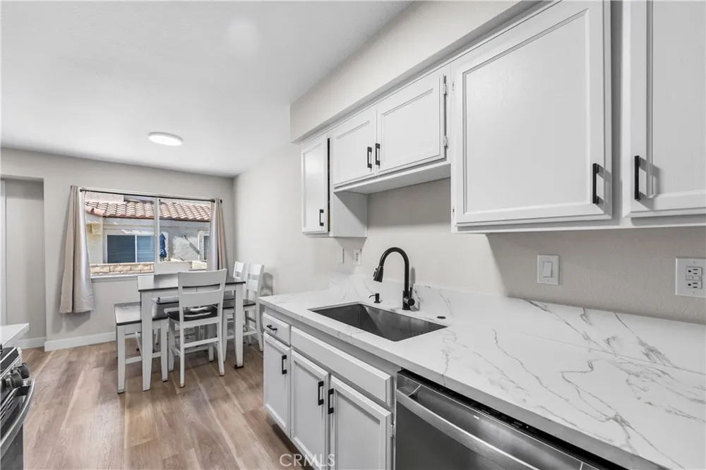 43441 30th St W #3 Lancaster, CA 93536