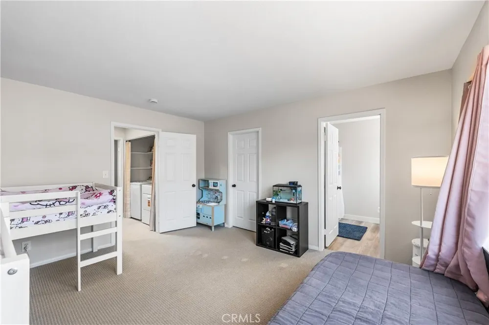 43441 30th St W #3 Lancaster, CA 93536