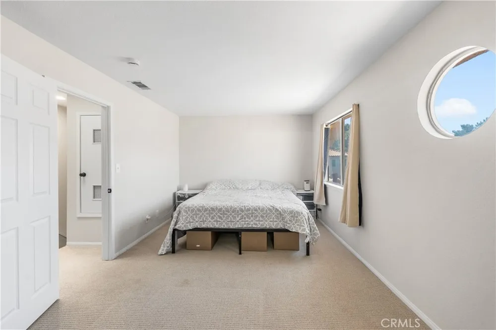 43441 30th St W #3 Lancaster, CA 93536