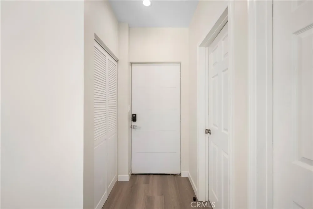 8435 Rincon Avenue Sun Valley, CA 91352