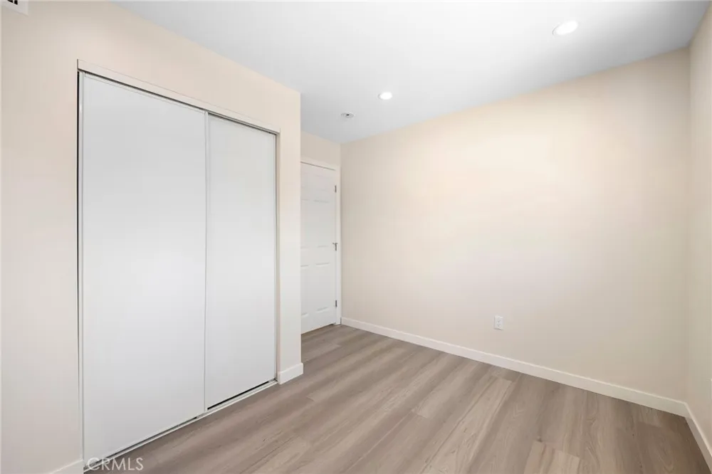 8435 Rincon Avenue Sun Valley, CA 91352