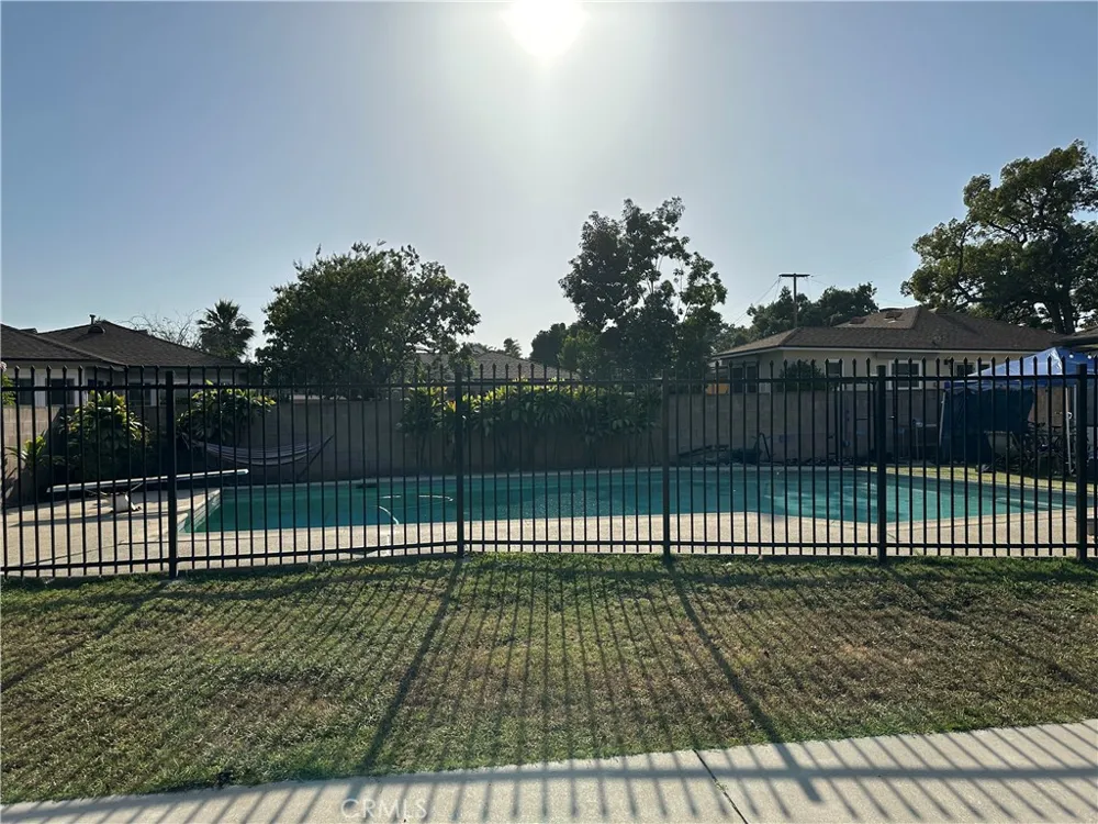 9416 Broadway Temple City, CA 91780