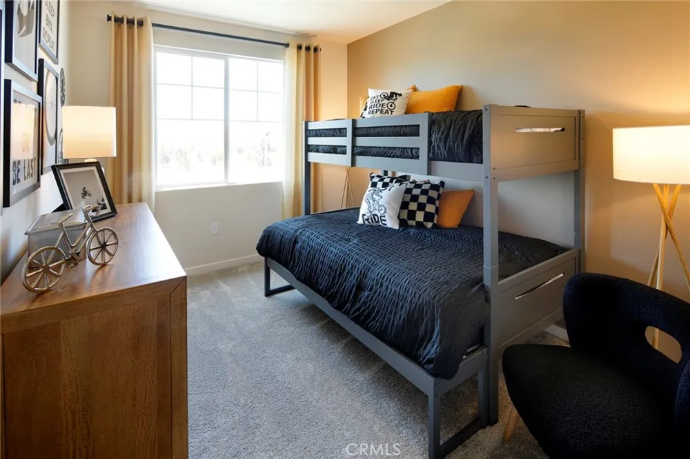 9833 Crossbay Loop #703 Jurupa Valley, CA 92509