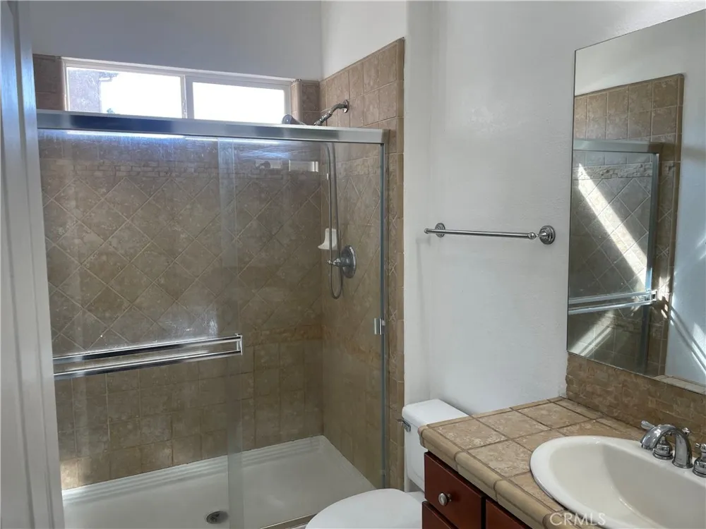 15058 Zircon Victorville, CA 92394