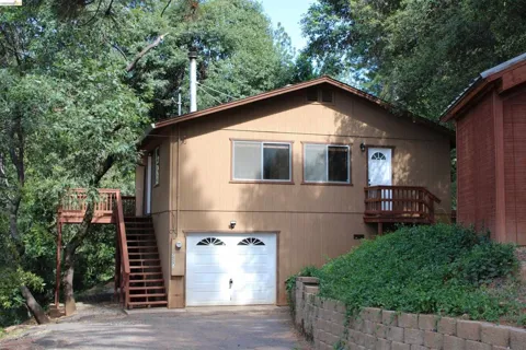 20571 Deerhaven Dr